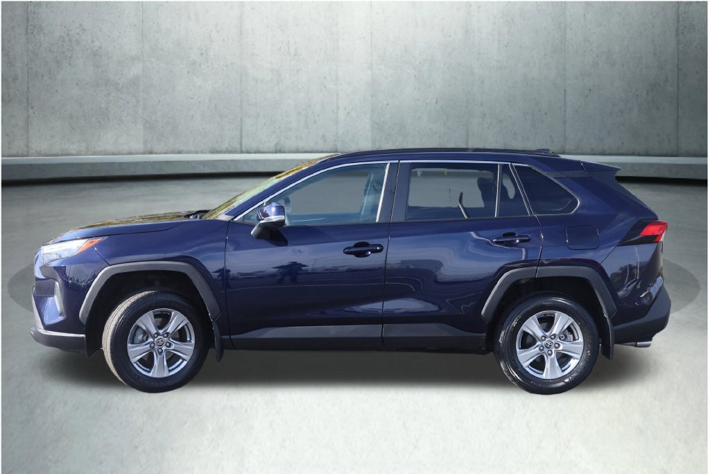 Used 2024 Toyota RAV4 XLE w/ Convenience Package AWD/4WD image 18