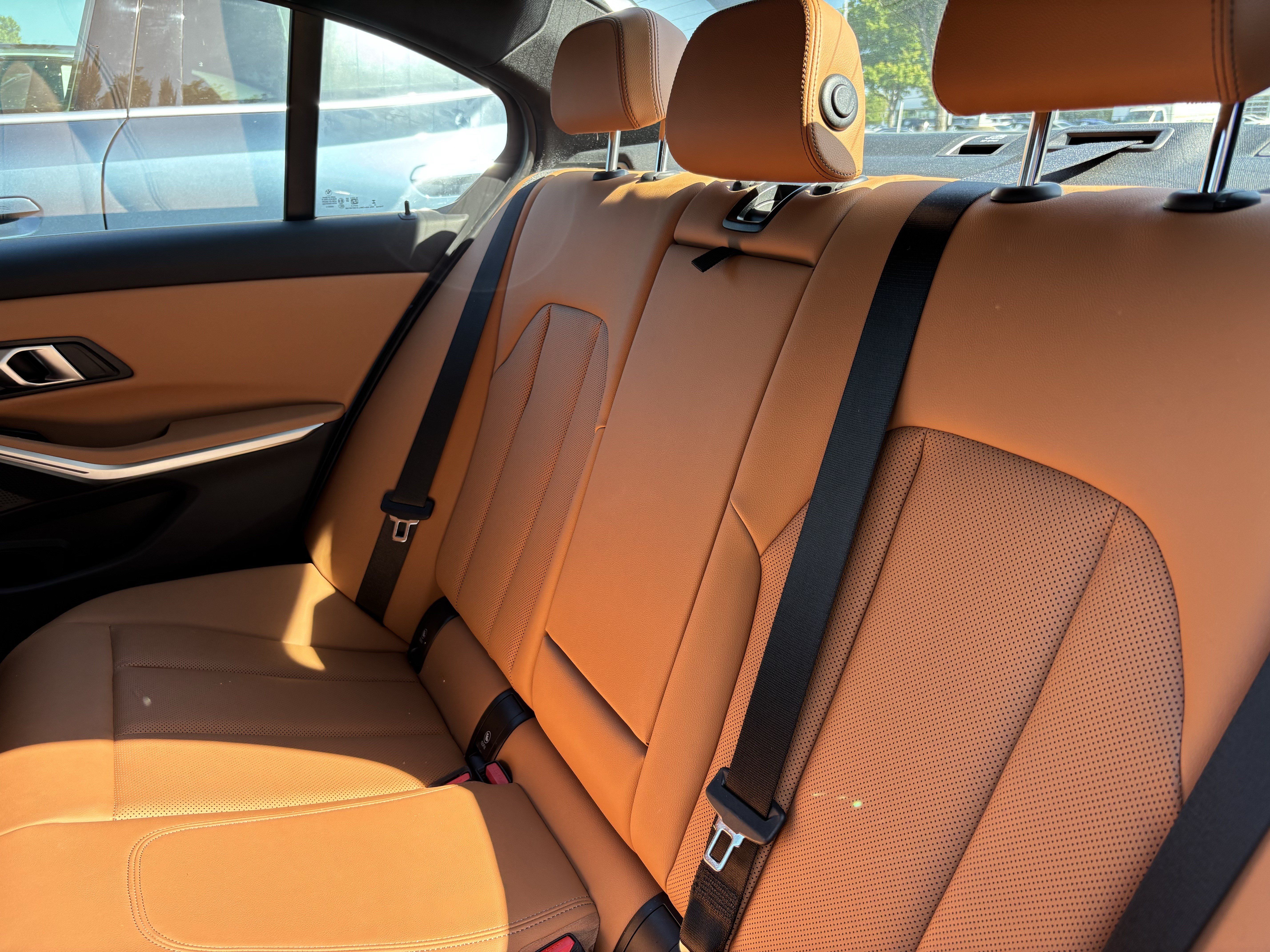 Certified 2025 BMW 330i Sedan RWD image 32