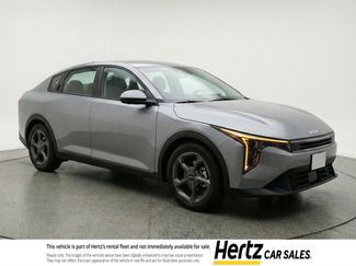 Used 2025 Kia K4 LXS video 1