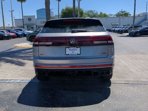 New 2026 Volkswagen Atlas Cross Sport SEL R-Line AWD/4WD image 5