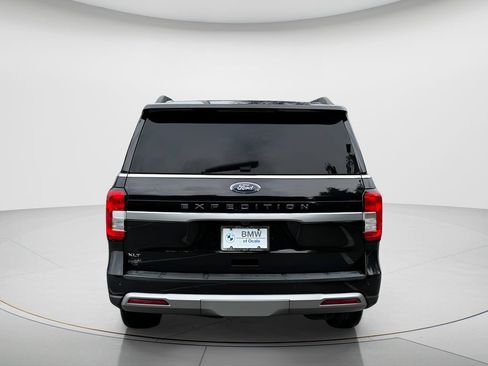 Used 2022 Ford Expedition XLT AWD/4WD image 6