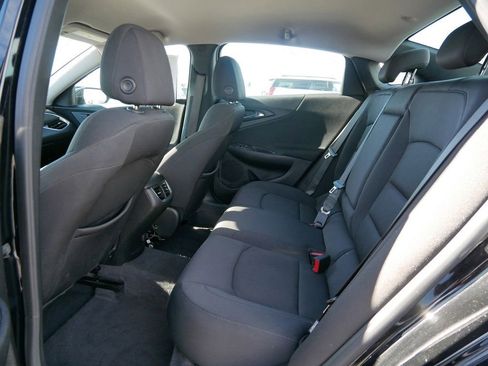 Used 2020 Chevrolet Malibu LT image 12