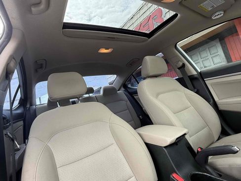 Used 2018 Hyundai Elantra Value Edition image 14