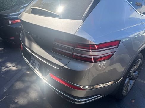 Used 2025 Genesis GV80 3.5T Prestige AWD/4WD image 2
