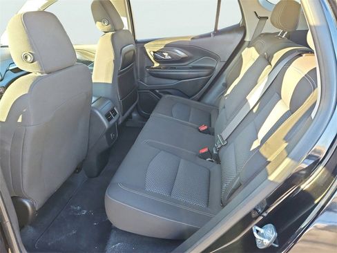 Used 2023 GMC Terrain SLE w/ Driver Convenience Package image 30
