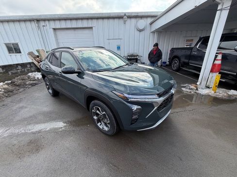 New 2026 Chevrolet Trax LT w/ LT Convenience Package image 7