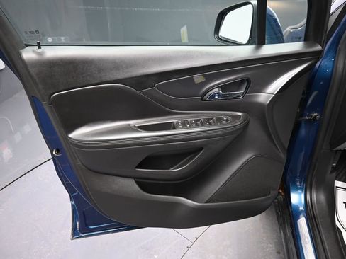 Used 2020 Buick Encore Preferred image 20