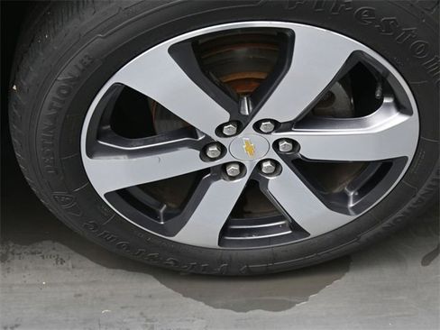 Used 2020 Chevrolet Traverse LT w/ LT Premium Package image 30