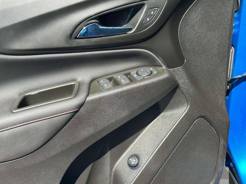 Used 2024 Chevrolet Equinox RS FWD image 20