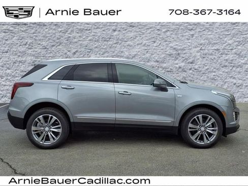 New 2025 Cadillac XT5 Premium Luxury image 4