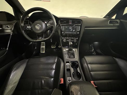 Used 2017 Volkswagen Golf R 4-Door AWD/4WD image 25