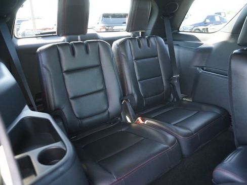Used 2018 Ford Explorer Sport w/ Equipment Group 401A AWD/4WD image 16