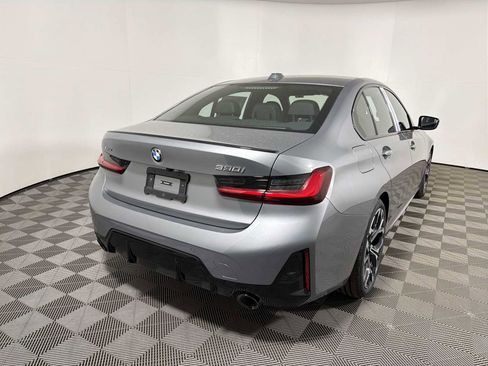 New 2026 BMW 330i xDrive Sedan w/ M Sport Package AWD/4WD image 9