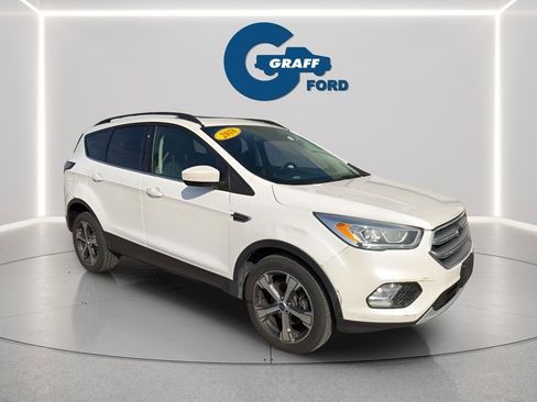 Used 2018 Ford Escape SEL w/ Ford Safe & Smart Package FWD image 14