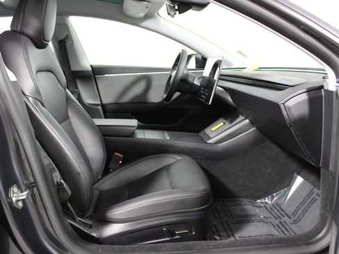 Used 2024 Tesla Model 3 Standard Range image 11