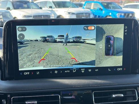 New 2026 Lincoln Aviator AWD image 24