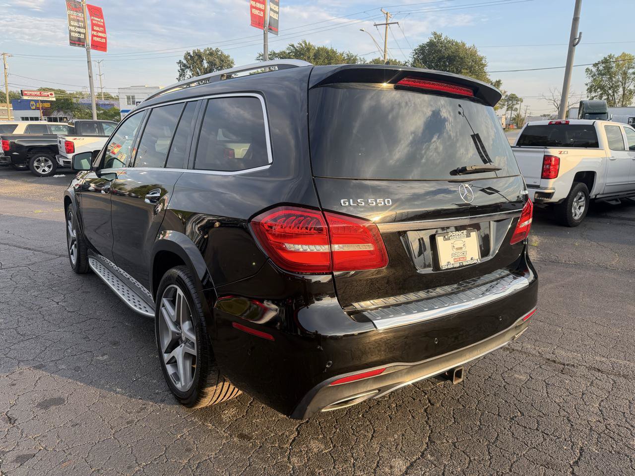 Used 2017 Mercedes-Benz GLS 550 4MATIC image 5
