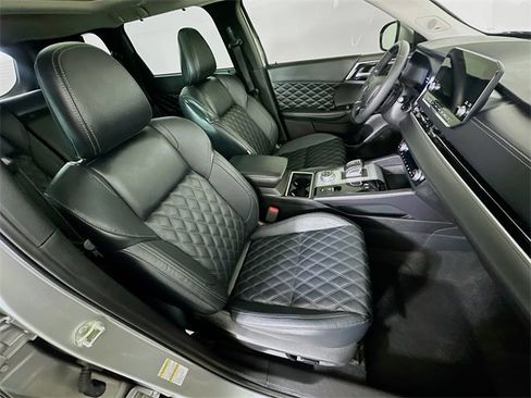 Used 2023 Mitsubishi Outlander SEL image 8