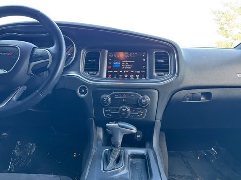Used 2016 Dodge Charger R/T w/ Navigation & Travel Group RWD image 15