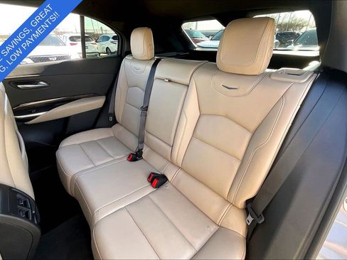 Used 2025 Cadillac XT4 Premium Luxury image 34