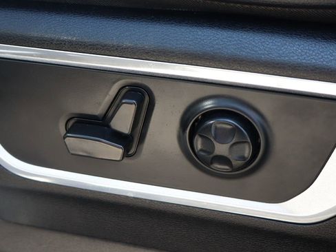 Used 2021 RAM 1500 Laramie AWD/4WD image 20