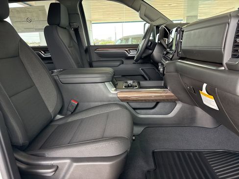 New 2026 Chevrolet Silverado 3500 LT w/ Texas Edition image 13