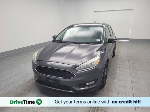 Used 2016 Ford Focus SE w/ SE Sport Package FWD image 1