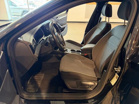 Used 2025 Volkswagen Jetta Sport FWD image 25
