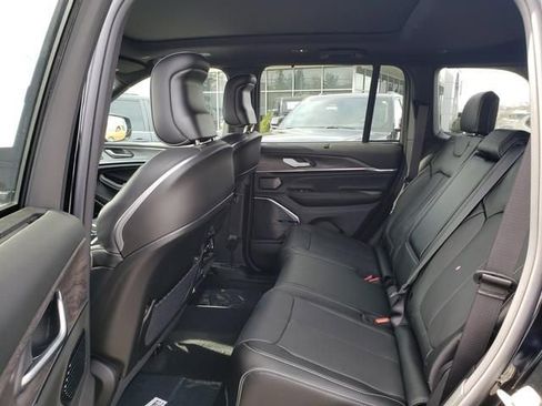 New 2024 Jeep Grand Cherokee Overland w/ Luxury Tech Group IV image 7