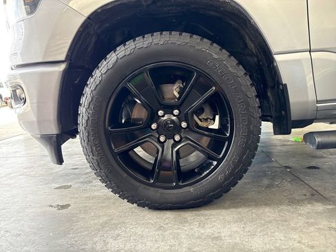 Used 2024 RAM 1500 Big Horn AWD/4WD image 32
