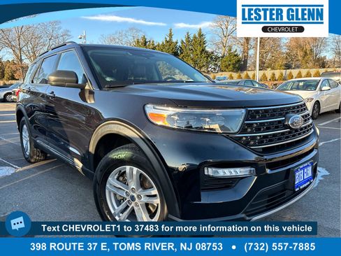 Used 2023 Ford Explorer XLT w/ Equipment Group 202A image 1