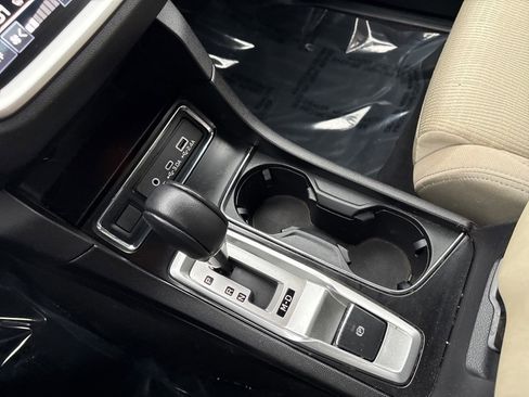 Certified 2023 Subaru Ascent Premium w/ Convenience Package image 19