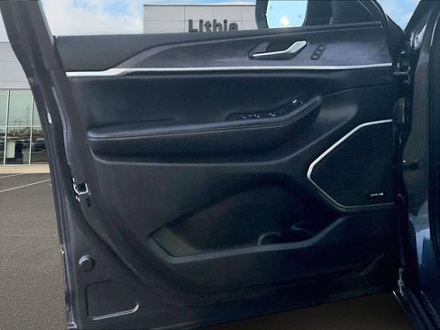 Used 2024 Jeep Grand Cherokee Limited 4xe image 28