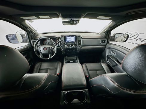 Used 2024 Nissan Titan PRO-4X w/ Pro-4x Convenience Package image 18