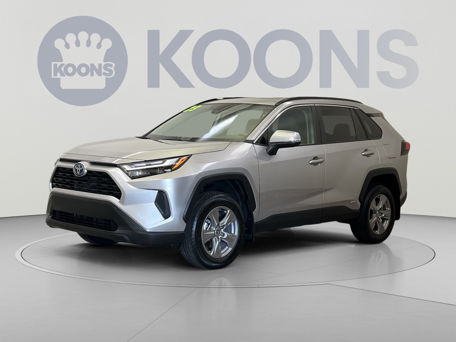 Used 2023 Toyota RAV4 XLE w/ Convenience Package AWD/4WD image 1