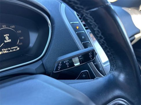 Used 2019 Lincoln Nautilus Select image 25