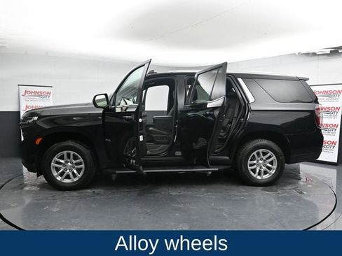 Used 2021 Chevrolet Tahoe LT image 38