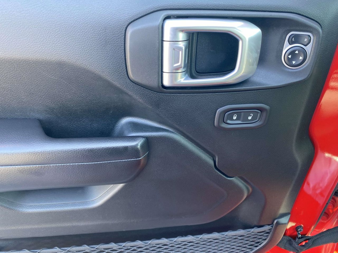 Used 2019 Jeep Wrangler Unlimited Sport S AWD/4WD image 24