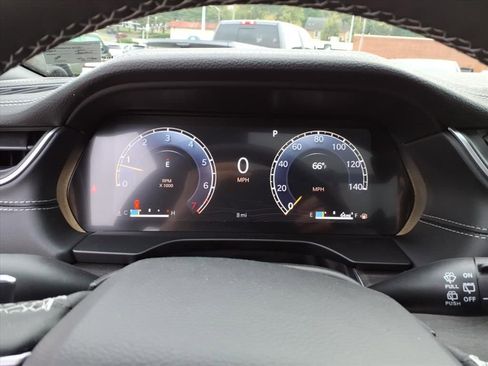 New 2025 Jeep Grand Cherokee Limited image 12