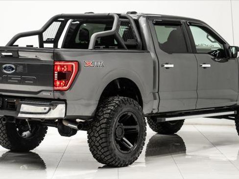 Used 2021 Ford F150 XLT w/ Equipment Group 301A Mid image 8