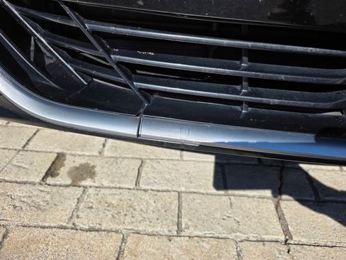 Used 2020 BMW 740i w/ Premium Package image 35