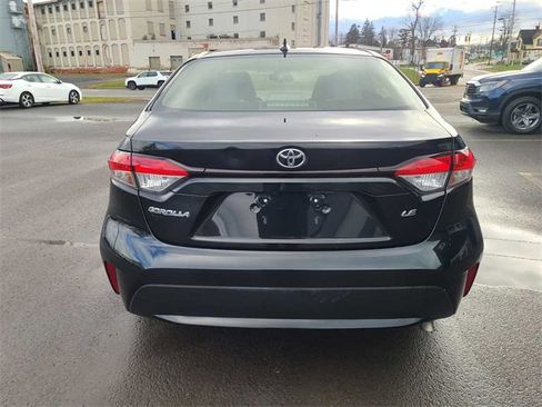 Used 2020 Toyota Corolla LE image 8