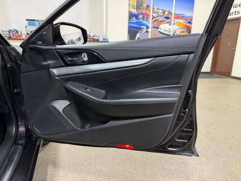 Used 2017 Nissan Maxima 3.5 SL image 22