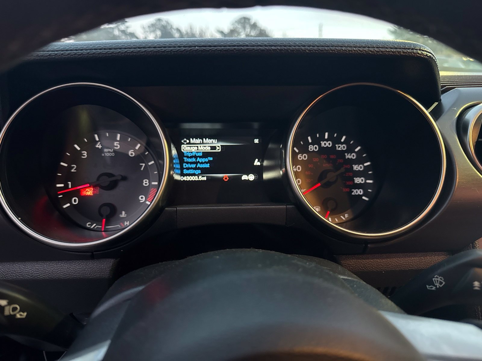 Used 2016 Ford Mustang Shelby GT350 w/ Technology Package RWD image 10