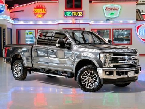 Used 2018 Ford F250 Lariat w/ Lariat Value Package image 1