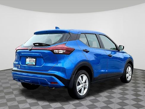Certified 2025 Nissan Kicks Play S FWD image 6