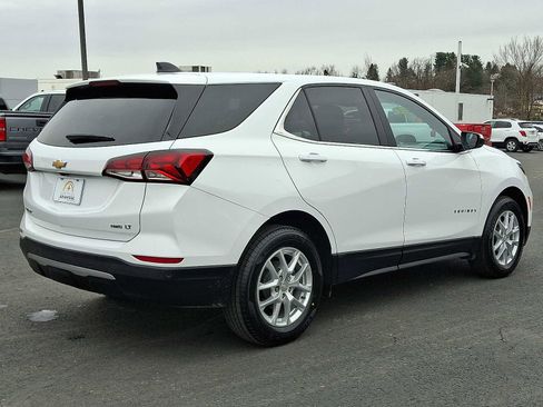 Used 2023 Chevrolet Equinox LT image 6