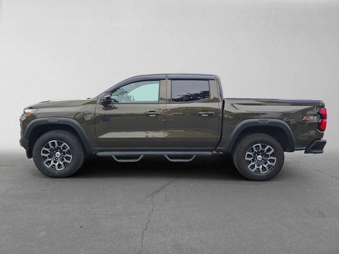 Used 2024 Chevrolet Colorado Z71 w/ Z71 Convenience Package 2 AWD/4WD image 6