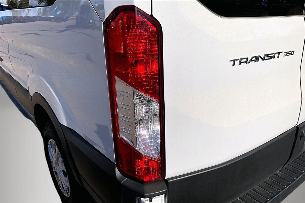Used 2023 Ford Transit 350 XLT RWD image 21
