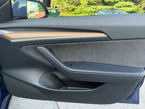Used 2023 Tesla Model 3 Standard Range RWD image 29